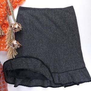 GAP Gray Flutter Bottom Skirt  Sz 10